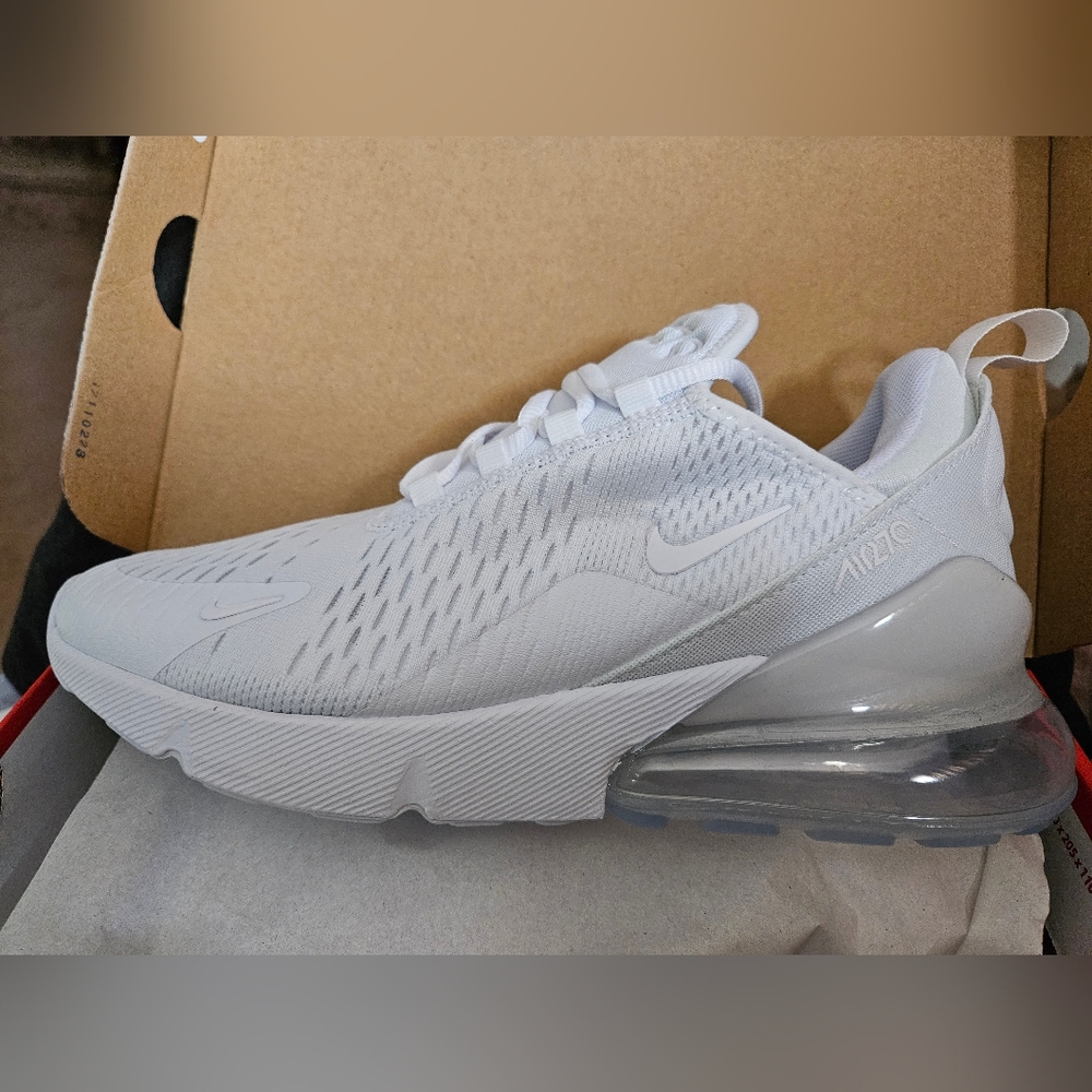 Nike Air Max 270